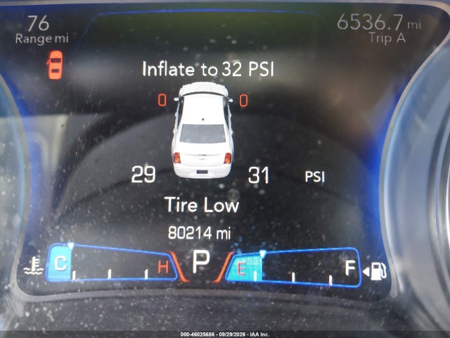 2015 Chrysler 300 Limited მანქანა იყიდება აუქციონზე, vin: 2C3CCAAG7FH792520, აუქციონის ნომერი: 46025686