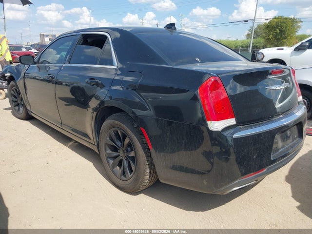 2015 Chrysler 300 Limited მანქანა იყიდება აუქციონზე, vin: 2C3CCAAG7FH792520, აუქციონის ნომერი: 46025686