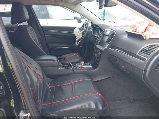 2015 Chrysler 300 Limited მანქანა იყიდება აუქციონზე, vin: 2C3CCAAG7FH792520, აუქციონის ნომერი: 46025686