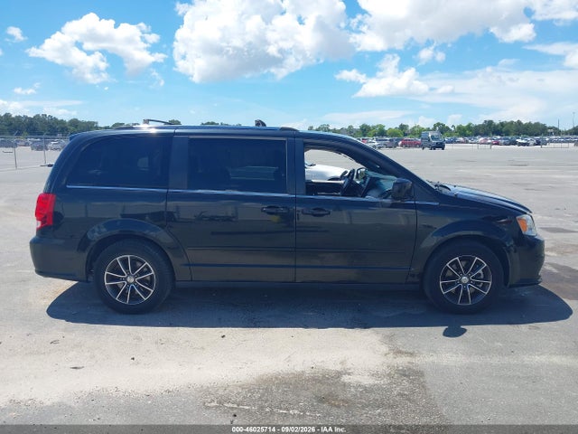 46025714 :رقم المزاد ، 2C4RDGCG9HR589841 vin ، 2017 Dodge Grand Caravan Sxt مزاد بيع