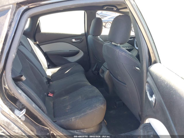 46025793 :رقم المزاد ، 1C3CDFBB7FD193899 vin ، 2015 Dodge Dart Sxt مزاد بيع
