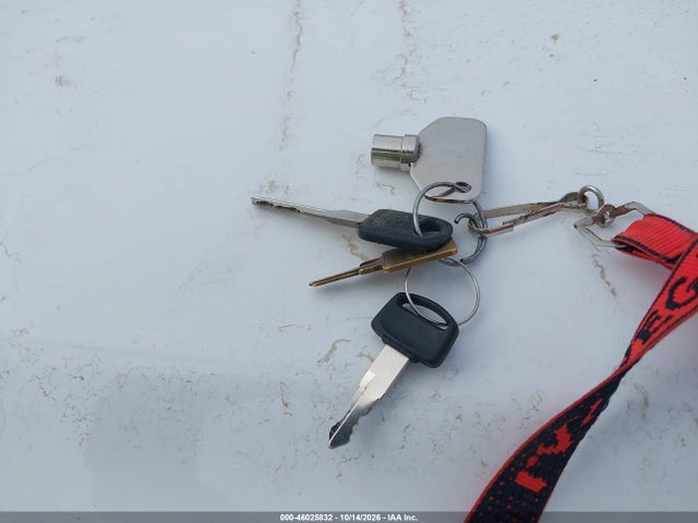Продажа на аукционе авто 1999 Ford F550 Super Duty Stripped Chass, vin: 3FCMF53S1XJA09308, номер лота: 46025832