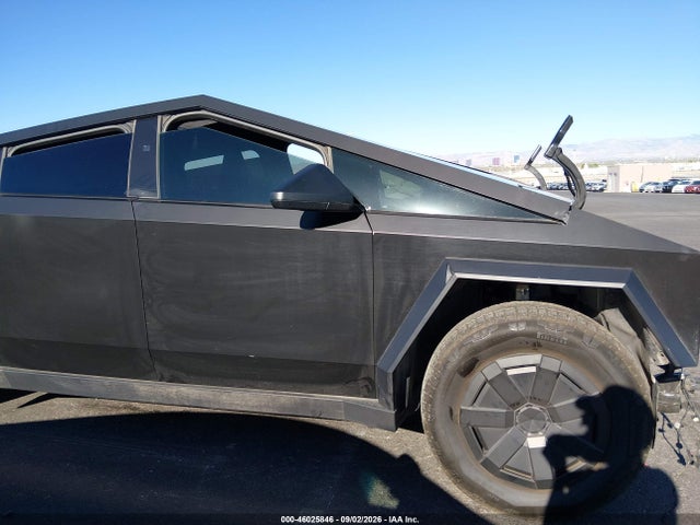 Tesla Cybertruck All-wheel Drive 2025 7G2CEHED6SA076622 Image 13
