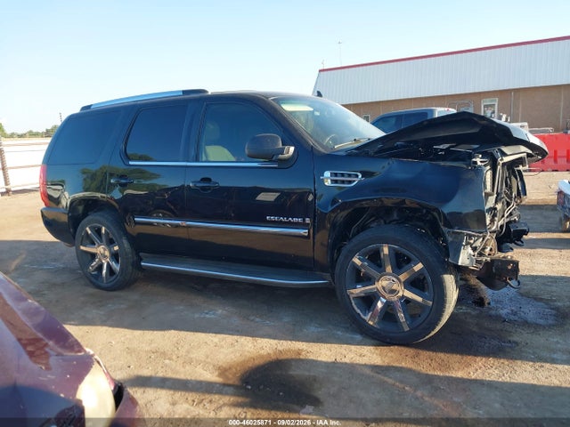 46025871 :رقم المزاد ، 1GYFK63878R124860 vin ، 2008 Cadillac Escalade Standard مزاد بيع