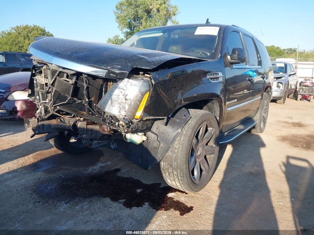 46025871 :رقم المزاد ، 1GYFK63878R124860 vin ، 2008 Cadillac Escalade Standard مزاد بيع