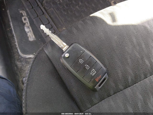 46025884 :رقم المزاد ، KNAFK4A68G5456160 vin ، 2016 Kia Forte Lx مزاد بيع