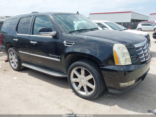 46025890 :رقم المزاد ، 1GYEC63867R382309 vin ، 2007 Cadillac Escalade Standard مزاد بيع