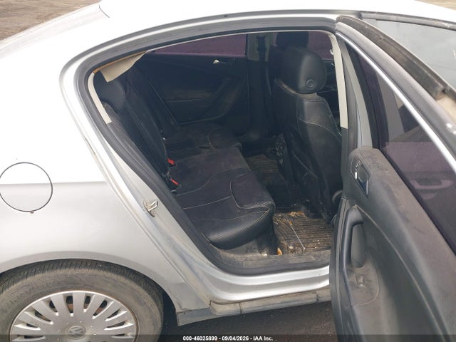 46025899 :رقم المزاد ، WVWAK73C26P152861 vin ، 2006 Volkswagen Passat 2.0t/value Edition مزاد بيع