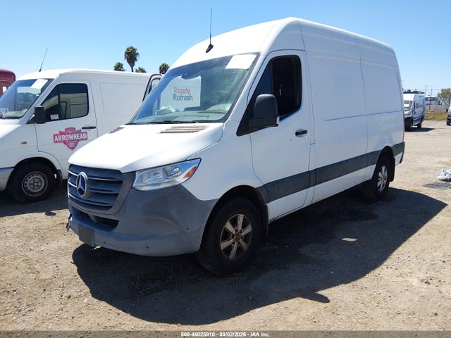 46025910 :رقم المزاد ، W1W70BGYXKT019294 vin ، 2019 Mercedes-benz Sprinter 1500 Standard Roof I4 مزاد بيع