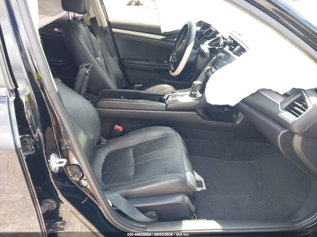 Продажа на аукционе авто 2018 Honda Civic Ex-l, vin: JHMFC1F76JX009529, номер лота: 46025994