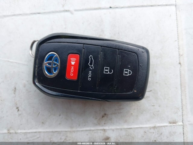 Toyota Venza Limited 2021 JTEAAAAH3MJ070566 Image 11