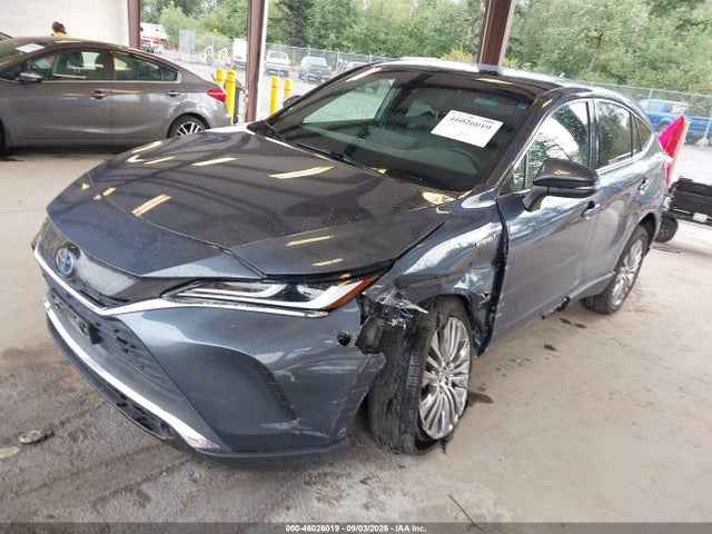 Toyota Venza Limited 2021 JTEAAAAH3MJ070566 Image 2