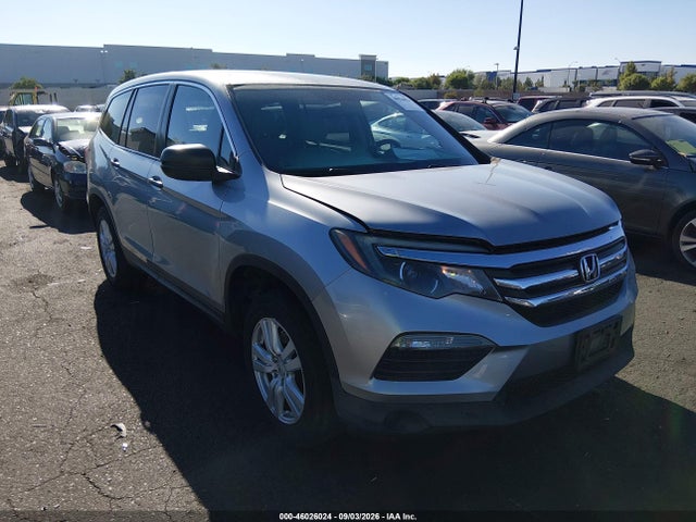 5FNYF5H10GB011975 Honda PILOT LX