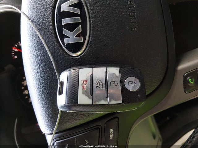 46026041 :رقم المزاد ، 5XYKWDA71EG465303 vin ، 2014 Kia Sorento Sx V6 مزاد بيع
