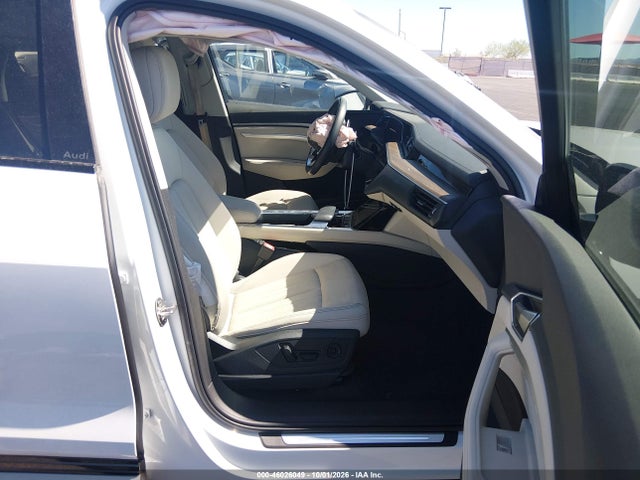 Продаж на аукціоні авто 2024 Audi Q8 E-tron Premium Plus Quattro, vin: WA15AAGE1RB025933, номер лоту: 46026049