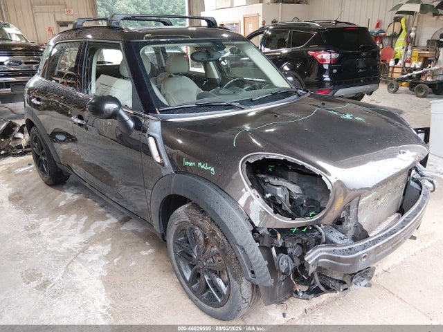 46026050 :رقم المزاد ، WMWZC3C59FWT06401 vin ، 2015 Mini Countryman Cooper S مزاد بيع