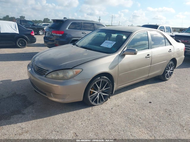 2006 Toyota Camry Le მანქანა იყიდება აუქციონზე, vin: 4T1BE30KX6U680497, აუქციონის ნომერი: 46026092