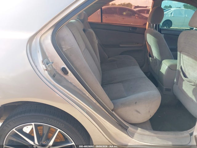 2006 Toyota Camry Le მანქანა იყიდება აუქციონზე, vin: 4T1BE30KX6U680497, აუქციონის ნომერი: 46026092