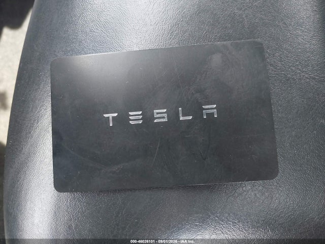 46026101 :رقم المزاد ، 5YJ3E1EA4JF109084 vin ، 2018 Tesla Model 3 Long Range/mid Range مزاد بيع