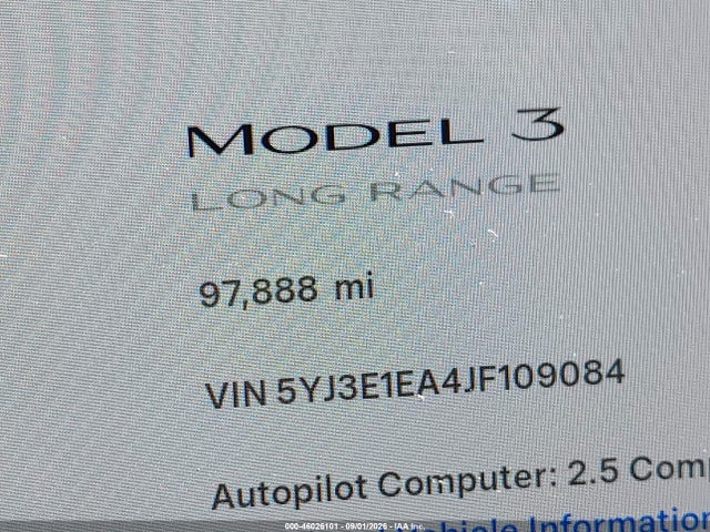 46026101 :رقم المزاد ، 5YJ3E1EA4JF109084 vin ، 2018 Tesla Model 3 Long Range/mid Range مزاد بيع