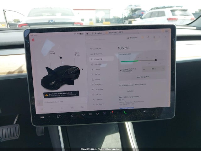 46026101 :رقم المزاد ، 5YJ3E1EA4JF109084 vin ، 2018 Tesla Model 3 Long Range/mid Range مزاد بيع