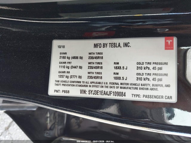 46026101 :رقم المزاد ، 5YJ3E1EA4JF109084 vin ، 2018 Tesla Model 3 Long Range/mid Range مزاد بيع