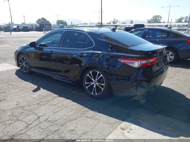 4T1B21HK3KU516746 Toyota Camry Hybrid Se