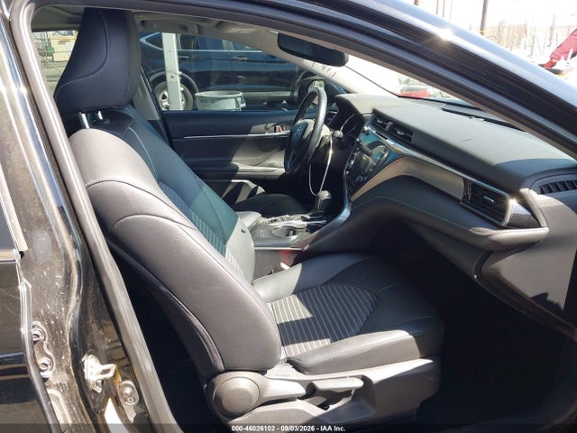 4T1B21HK3KU516746 Toyota Camry Hybrid Se