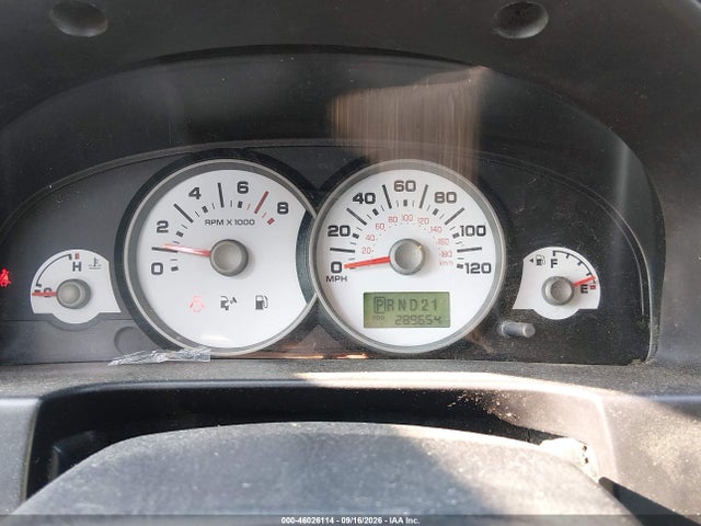 46026114 :رقم المزاد ، 1FMYU03117KB26583 vin ، 2007 Ford Escape مزاد بيع