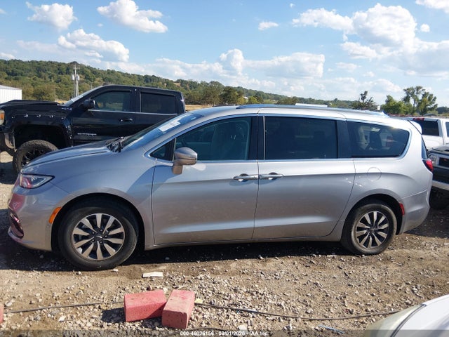 2021 Chrysler Pacifica Touring L მანქანა იყიდება აუქციონზე, vin: 2C4RC1BG4MR534872, აუქციონის ნომერი: 46026156