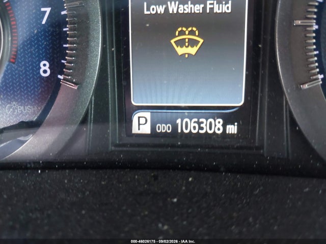 46026175 :رقم المزاد ، 5TDYK3DC7GS744799 vin ، 2016 Toyota Sienna Xle Premium 8 Passenger مزاد بيع