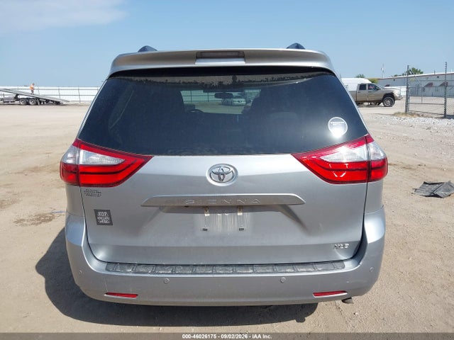 46026175 :رقم المزاد ، 5TDYK3DC7GS744799 vin ، 2016 Toyota Sienna Xle Premium 8 Passenger مزاد بيع