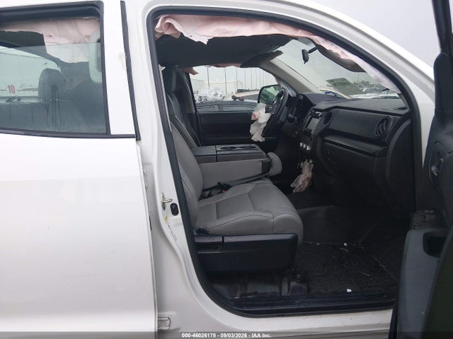 5TFRM5F19HX114784 Toyota Tundra Sr 4.6l V8