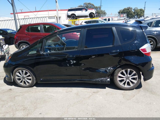 Продажа на аукционе авто 2013 Honda Fit Sport, vin: JHMGE8H56DC050872, номер лота: 46026182