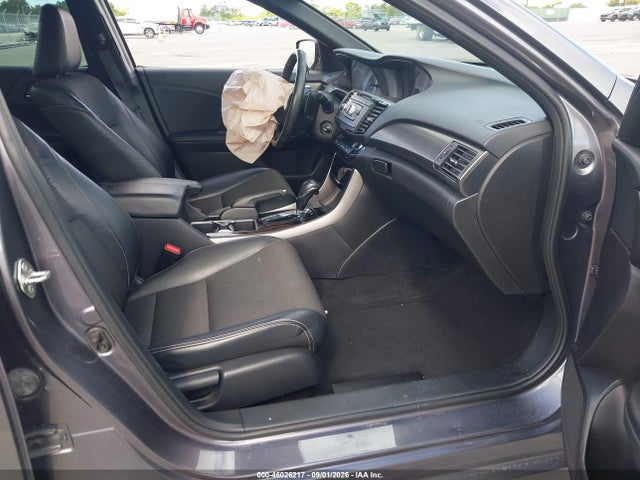 46026217 :رقم المزاد ، 1HGCR2F59HA303500 vin ، 2017 Honda Accord Sport مزاد بيع