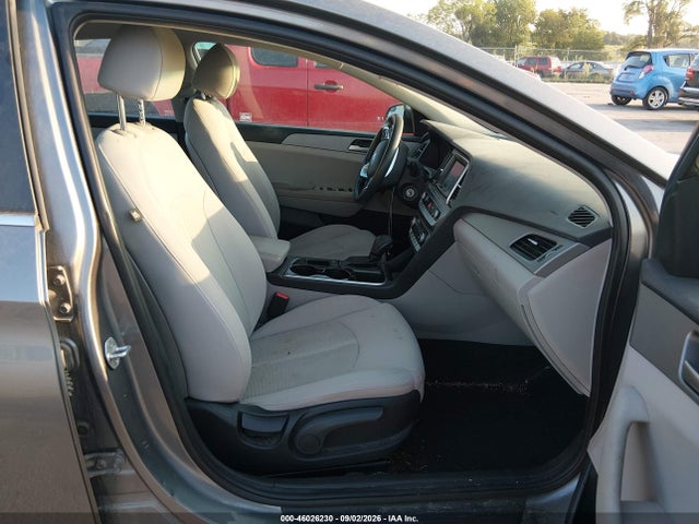 46026230 :رقم المزاد ، 5NPE24AF4JH689748 vin ، 2018 Hyundai Sonata Se مزاد بيع