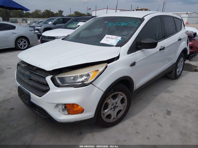 46026252 :رقم المزاد ، 1FMCU0F73HUE71825 vin ، 2017 Ford Escape S مزاد بيع