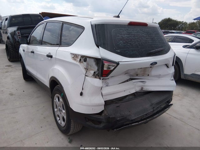 46026252 :رقم المزاد ، 1FMCU0F73HUE71825 vin ، 2017 Ford Escape S مزاد بيع