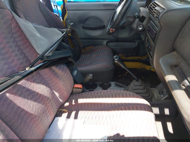 Aukcja sprzedaży 2000 Jeep Wrangler / Tj Sport, vin: 1J4FA49S9YP737813, numer aukcji: 46026263