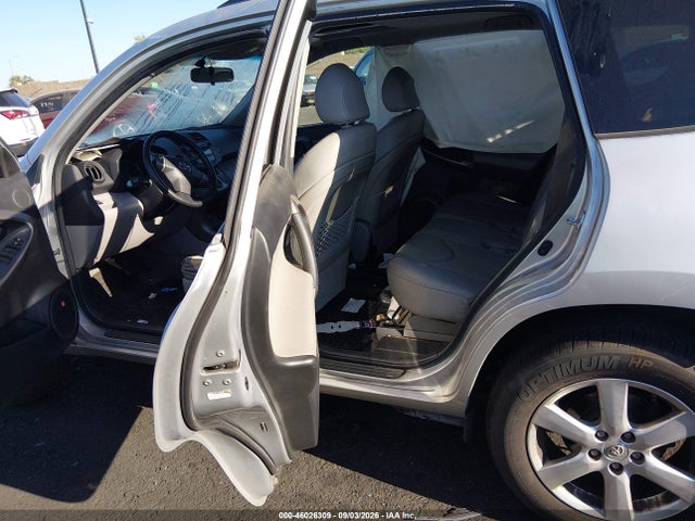 Продажа на аукционе авто 2007 Toyota Rav4 Limited, vin: JTMZD31V275043582, номер лота: 46026309