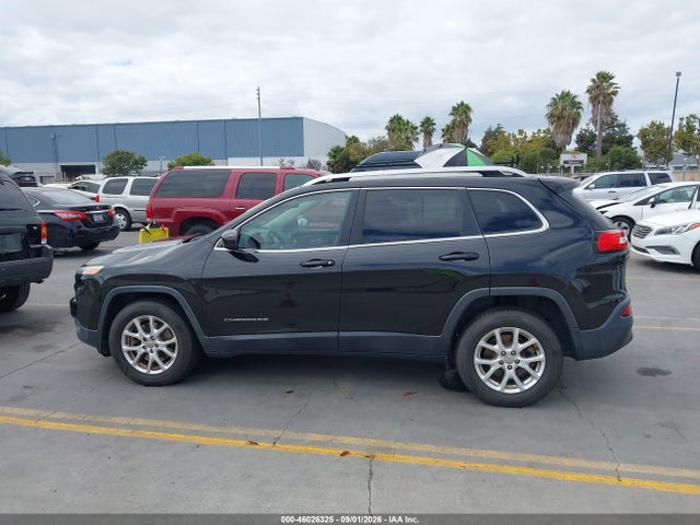 Jeep Cherokee Latitude 2016 1C4PJMCB3GW144939 Image 14