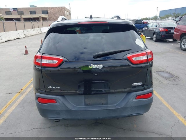 Jeep Cherokee Latitude 2016 1C4PJMCB3GW144939 Image 16
