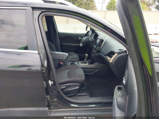Jeep Cherokee Latitude 2016 1C4PJMCB3GW144939 Image 5