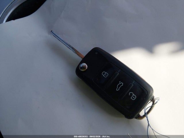46026353 :رقم المزاد ، 1VWBP7A38DC117445 vin ، 2013 Volkswagen Passat 2.5l Se مزاد بيع