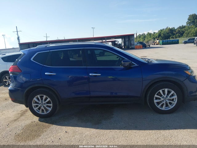 Продажа на аукционе авто 2017 Nissan Rogue Sv, vin: 5N1AT2MTXHC772152, номер лота: 46026394