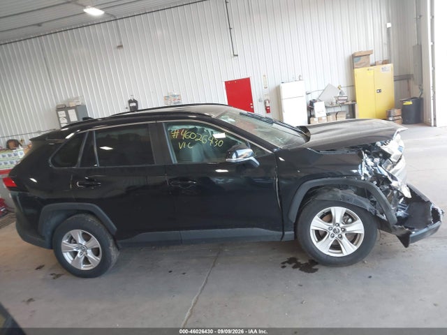 Продажа на аукционе авто 2021 Toyota Rav4 Xle, vin: 2T3P1RFV9MW142772, номер лота: 46026430