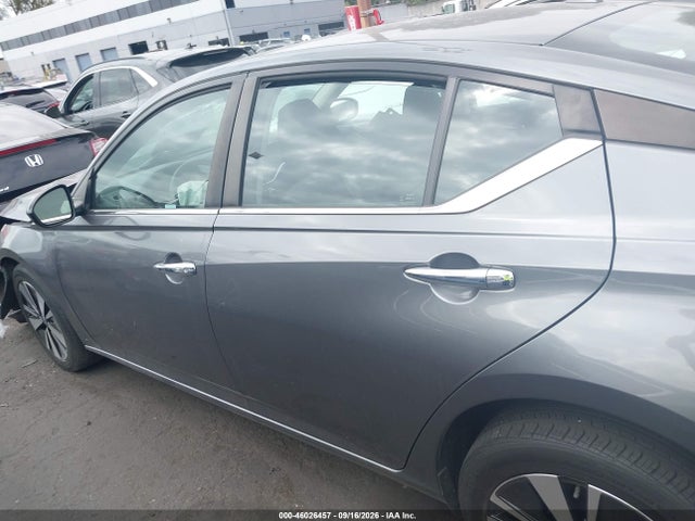 2022 Nissan Altima Sv Fwd მანქანა იყიდება აუქციონზე, vin: 1N4BL4DV8NN330367, აუქციონის ნომერი: 46026457