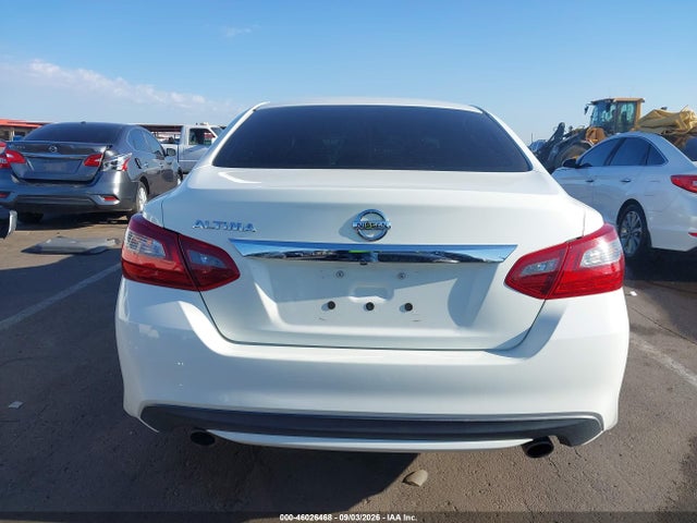 Nissan Altima 2.5 S 2018 1N4AL3AP3JC176748 Image 17