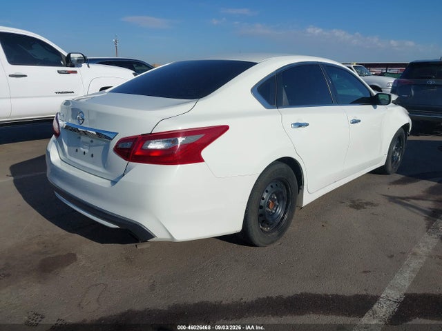 Nissan Altima 2.5 S 2018 1N4AL3AP3JC176748 Image 4