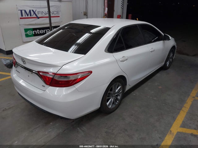 4T1BF1FK8HU384826 Toyota CAMRY SE
